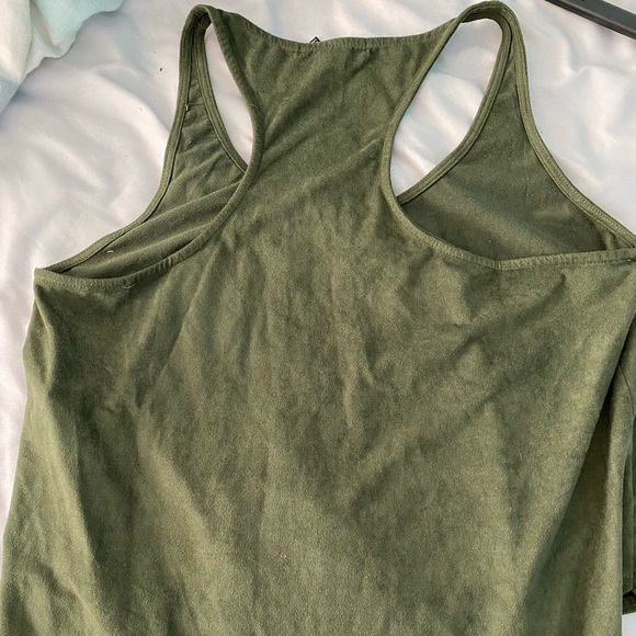 Flowy forest green tank top - Picture 4 of 4